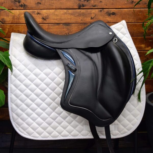 17″ Stackhouse Dressage (2012) *Full Buffalo Leather*