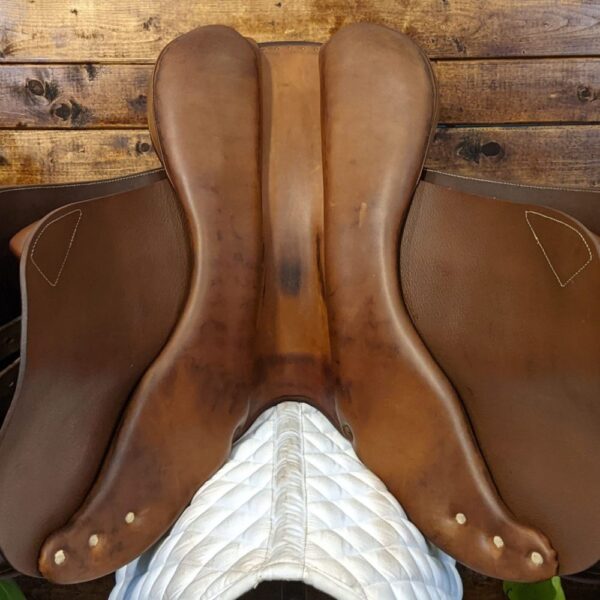 17″ Antares Classique 2 (2012) *Straight Flaps*Bridle, Leathers and Stirrups Included* - Image 7