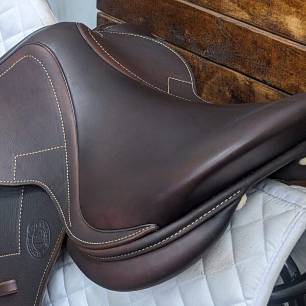 *NEW* 17.5″ Antares Signature Jumping Saddle 3N (2024) *AO2 Wide Tree*Full Calf Leather* - Image 3