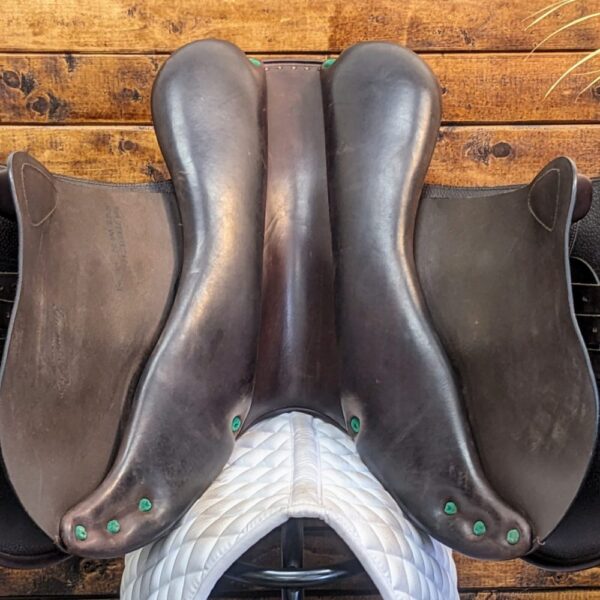 17″ Equipe Grand Prix Jumping Saddle (2017) *Full Grip Leather* - Image 8