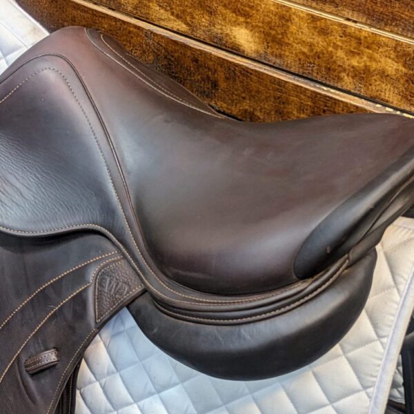 18″ CWD Mademoiselle SE38 2Gs 3CH (2021) *Full Buffalo Leather* - Image 3